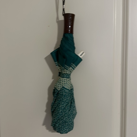 Rare Vintage compact Totes umbrella by Marjorie Weiss - Picture 7 of 7